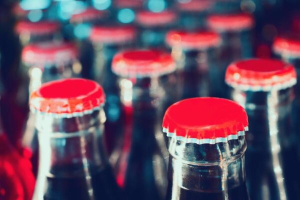 Coca-Cola и Криптовалюты: Может ли Инвестиция в Акции Легендарного Брендов Принести Миллион? Анализ для Криптоинвесторов