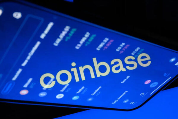 Coinbase под ударом: Хакерская атака на $400 млн и расследование SEC – что угрожает криптобирже?