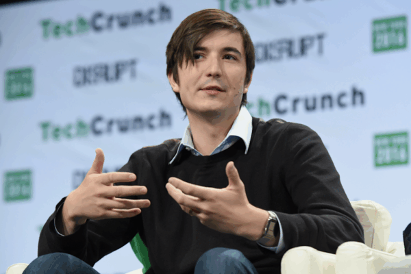 Robinhood взлетает: аналитики повысили прогнозы после впечатляющих результатов мая и готовятся к крипто-революции “To Catch a Token”