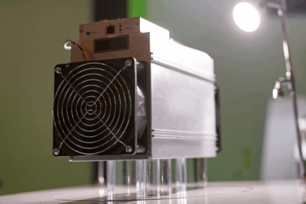 CleanSpark взлетает: Майнер добыл 685 BTC в июне и вошел в топ-7 крупнейших держателей биткоина